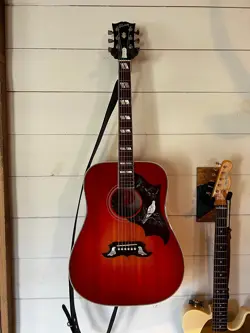 GIBSON DOVE ORIGINAL 2020 VINTAGE CHERRY SUNBURST - OWNED BY BUTCH WALKER