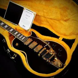 GIBSON CUSTOM SHOP MURPHY LAB 1957 LES PAUL CUSTOM 3PU W BIGSBY LIGHT AGED EBONY