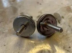THUMBWHEELS LES