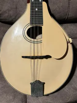 ORIGINAL HARD CASE.