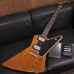 GIBSON CUSTOM SHOP 1958 MAHOGANY EXPLORER REISSUE VOS WALNUT SN. 831055