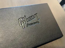 GIBSON ACOUSTIC BLACK CERTIFICATE OF AUTHENTICITY