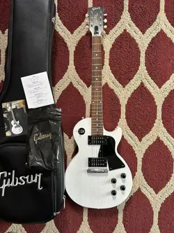 GIBSON LES PAUL TRIBUTE SPECIAL