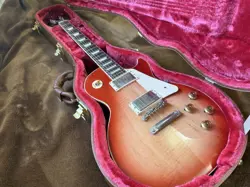 GIBSON LES PAUL STANDARD WITH GENUINE HARD CASE NO.MG450