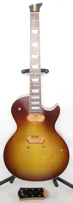 FADED GUITAR VINTAGE