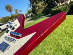 FLYING WINE RED