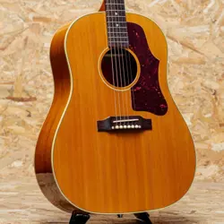 GIBSON J-50 2002
