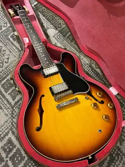GIBSON CUSTOM SHOP HISTORIC COLLECTION 1959 ES-335 REISSUE VINTAGE BURST VOS