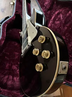 OXBLOOD VOS