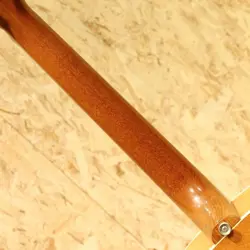 2001 ACOUSTIC GUITAR
