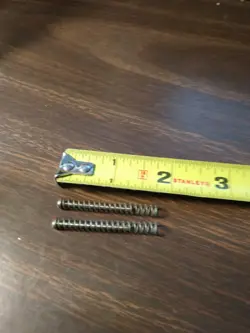 PICKUP SCREWS