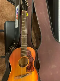 GIBSON B25-12 GUITAR