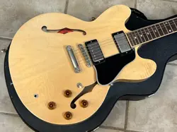 ES-335 FIGURED NATURAL
