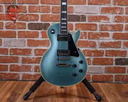 GIBSON CUSTOM SHOP LIMITED EDITION ROCK AND ROLL HALL OF FAME LES PAUL CUSTOM