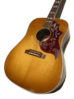 GIBSON ACOUSTIC GUITAR HUMMING BIRD 2012 HARD CASE INCLUDED SUNBURST USED