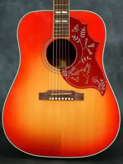 GIBSON HUMMINGBIRD RED SPRUCE VINTAGE CHERRY SUNBURST