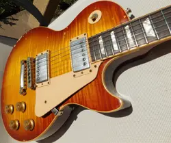 GIBSON LES PAUL TRADITIONAL HONEY BURST ELECTRIC GUITAR 2008