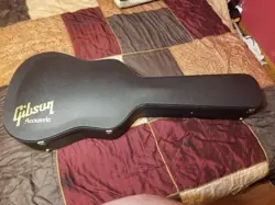 ACOUSTIC-ELECTRIC GUITAR ANTIQUE