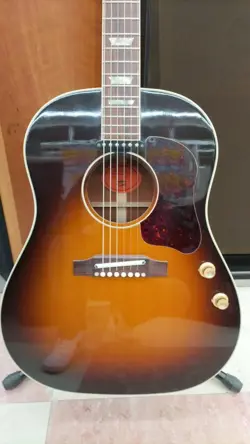 GIBSON J-160E USED ACOUSTIC ELECTRIC GUITAR