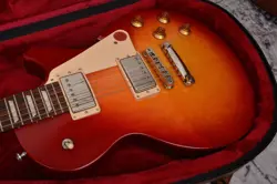 2019 GIBSON USA LES PAUL TRIBUTE  CHERRY SUNBURST 50’S ELECTRIC GUITAR W/CASE