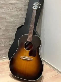 ACOUSTIC GUITAR GIBSON J-45 VS SUNBURST 2001 GOOD CONDITION