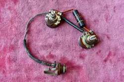 VINTAGE 1959 GIBSON LES PAUL JUNIOR WIRING HARNESS - BUMBLEBEE CAP - CENTRALAB