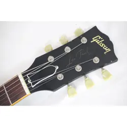 ELECTRIC GUITAR MEDIUM