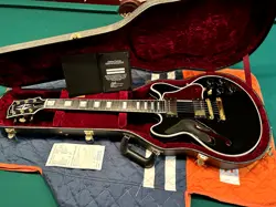 GIBSON CUSTOM SHOP ES 359 - 2011 BEAUTY - EXCELLENT, RARE, EBONY FRET BOARD