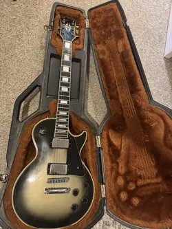 1983 GIBSON LES PAUL CUSTOM SILVERBURST W/ TIM SHAW PAFS, OHSC