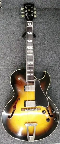 GIBSON ES175 2005 ELECTRIC GUITAR FROM JAPAN