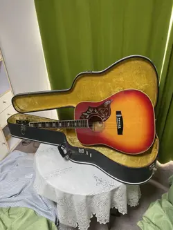 BY GIBSON HUMMINGBIRD MAURICE WH ECO GOOD SOUND