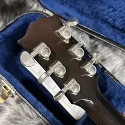 GIBSON J-45 STANDARD 2012