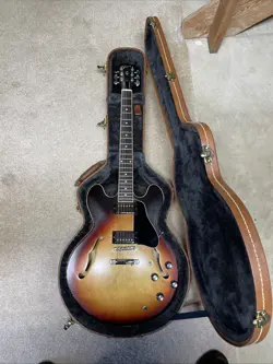 USED GIBSON ES-335 W/ CASE
