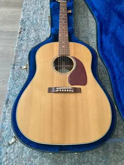 GIBSON J-15 (2016) ACOUSTIC