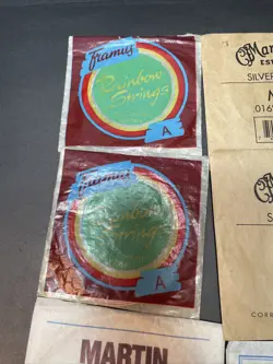 VINTAGE GUITAR STRING