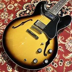 GIBSON ES-335 GUITAR