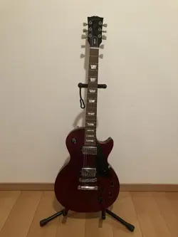 ELECTRIC GUITAR GIBSON LES PAUL MODEL STUDIO WINE RED WITH HARD CASE