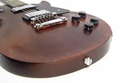6-STRING RIGHT-HANDED NATURAL