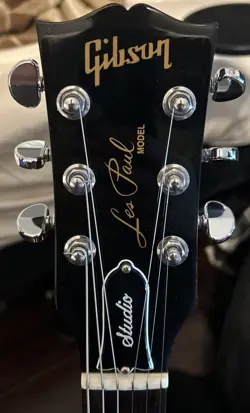 GIBSON LES PAUL STUDIO WINE RED (WITH SOFT CASE) USED READ DESCRIPTION