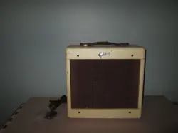 GIBSON GA-5 5-WATT TUBE ELECTRIC GUITAR COMBO AMPLIFIER WITH 8