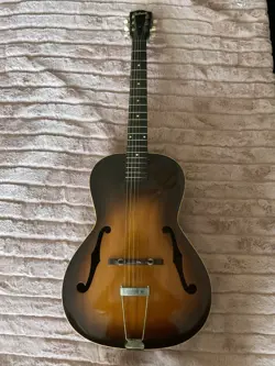 VINTAGE GIBSON L-37