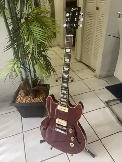 GIBSON MIDTOWN P-90 W/CASE