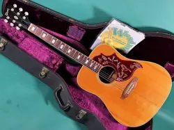 GIBSON HUMMINGBIRD NT 1970S ACOUSTIC GUITAR