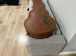 LESPAUL BROWN