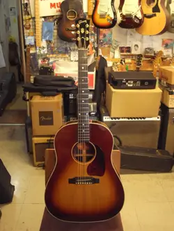 GIBSON J-45 ROSEWOOD (2001)