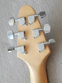 PRACTICE ELECTRIC GUITAR