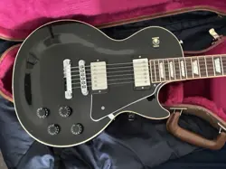 2013 GIBSON LES PAUL SIGNATURE T W CASE