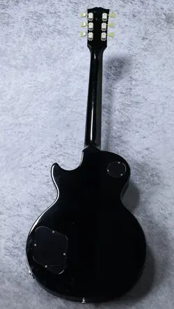USED GUITAR