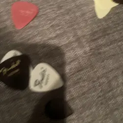 FENDER GIBSON ETC