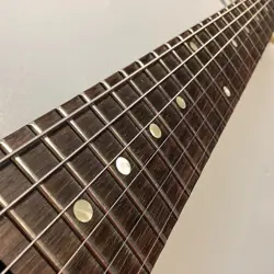 GUITAR 2011 USED